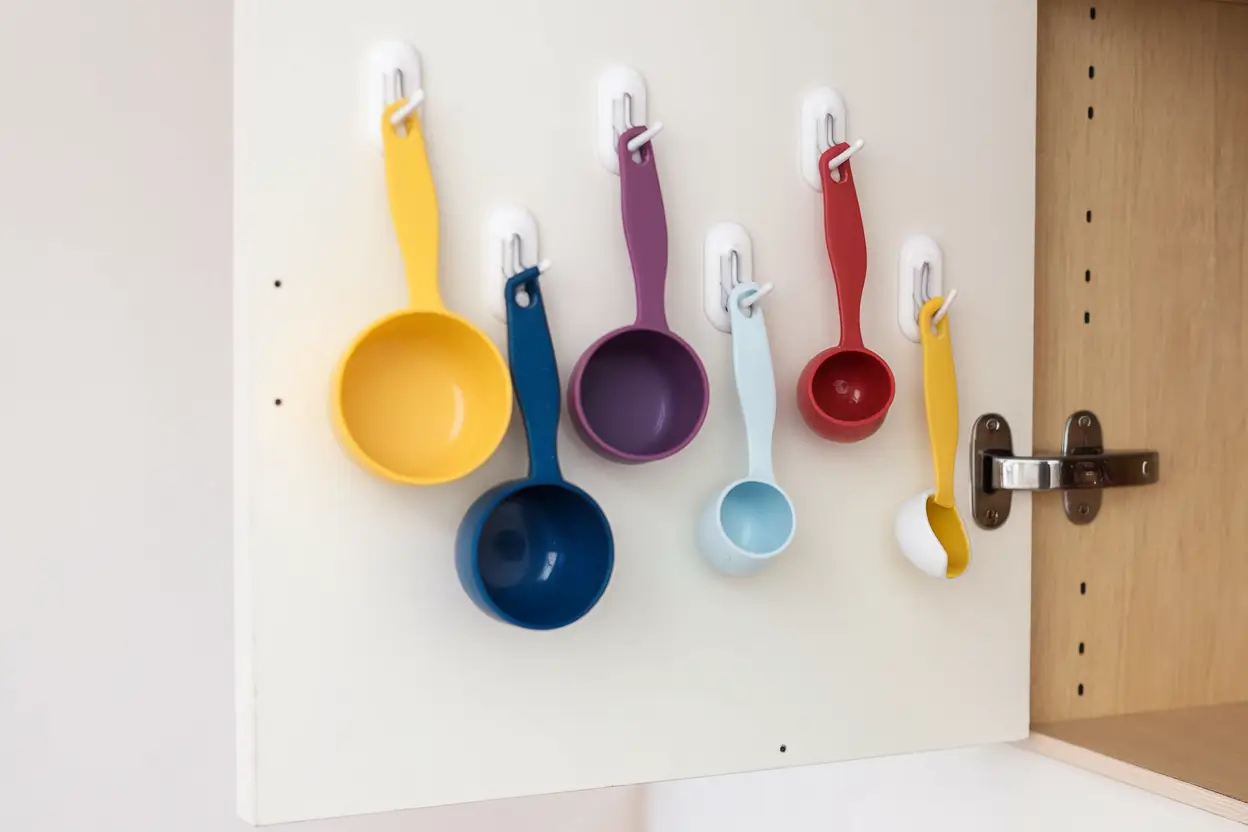 Small Kitchen Organization